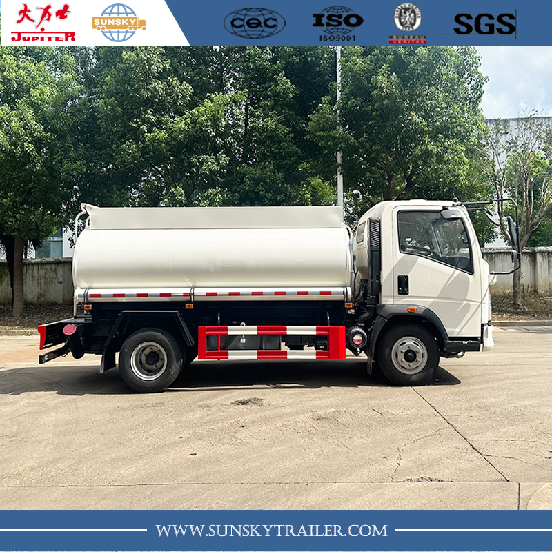 HOWO 4x2 Fuel Tanker Truck