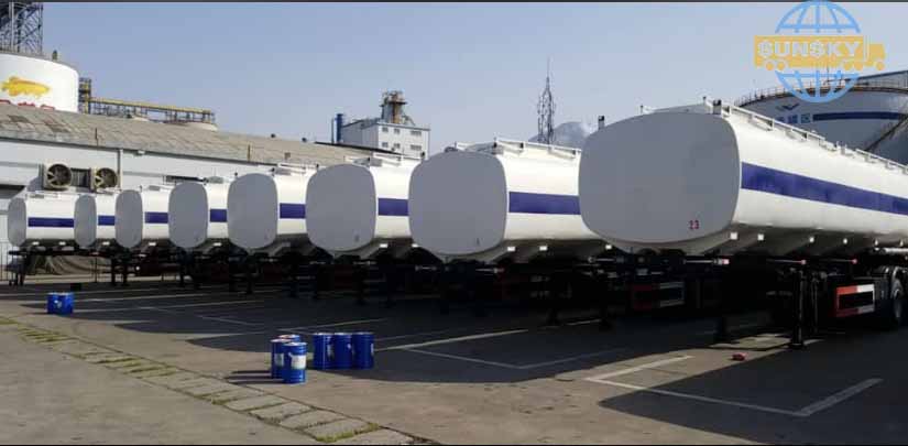Trailer xe chở nhiên liệu 4 trục xuất khẩu sang châu Phi