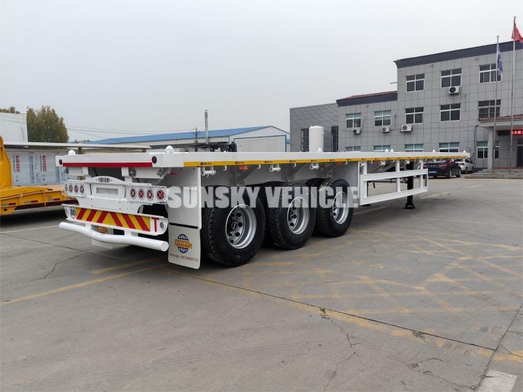 Xe moóc sàn phẳng 3 trục sẽ xuất khẩu sang Zimbabwe